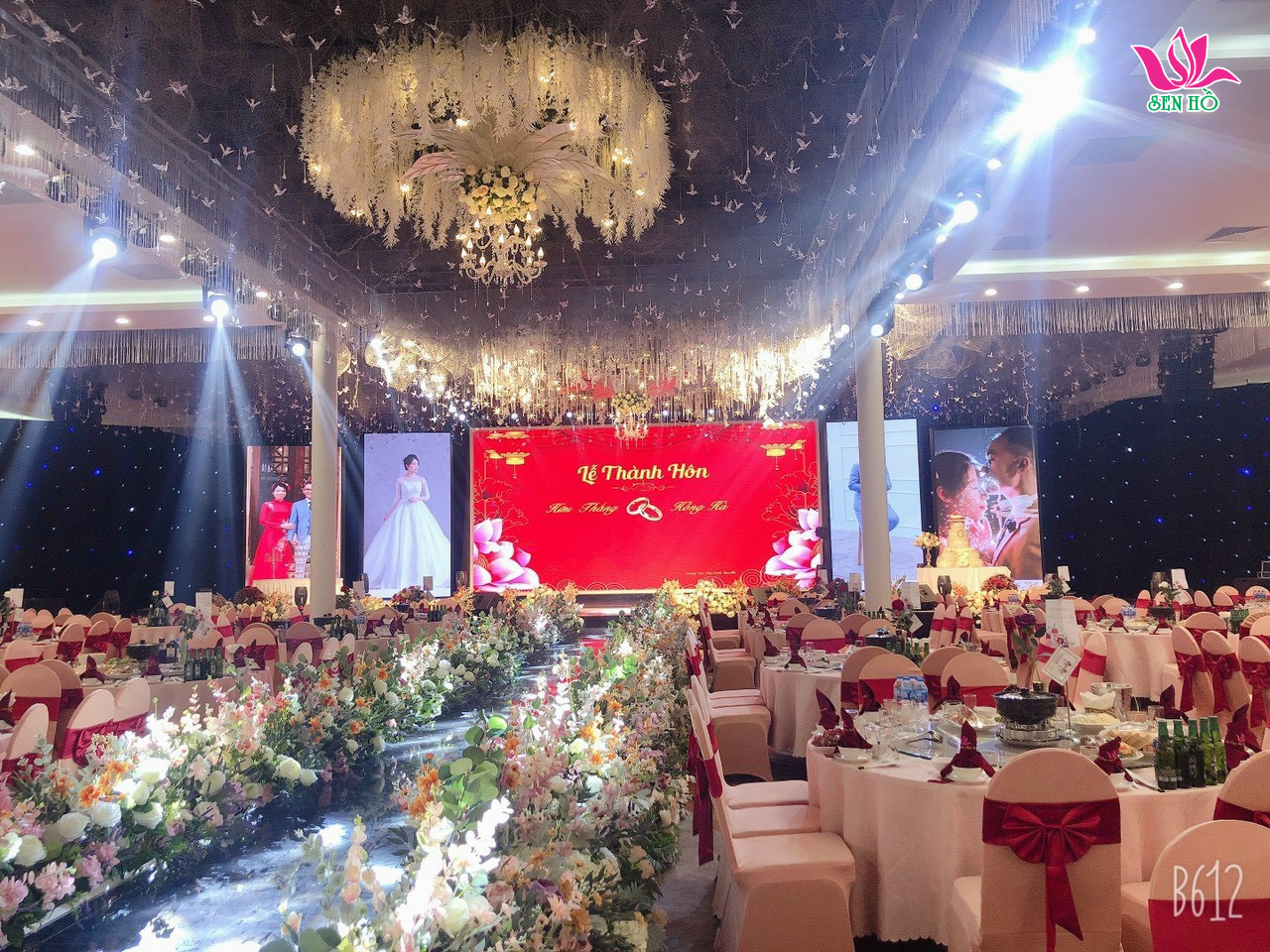 SEN HỒ - ĐIỂM ĐẾN HOÀN HẢO CHO MỘT ĐÁM CƯỚI CỔ TÍCH